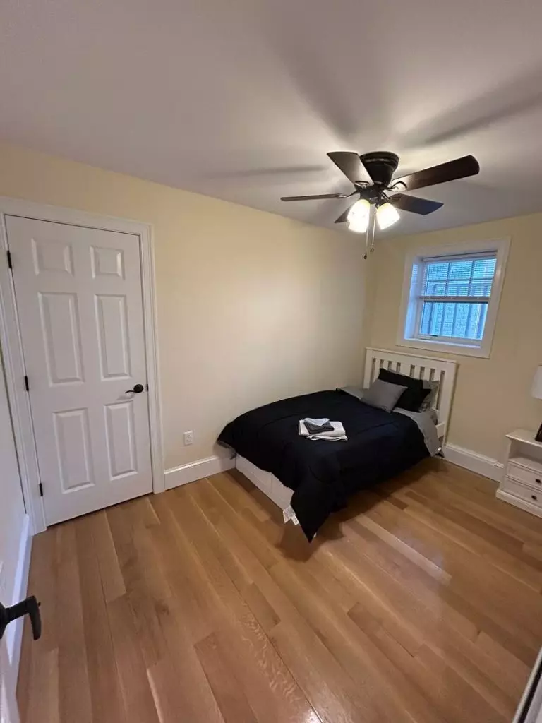 Furnished One Bedroom Available in a Four Bedroom Apartment