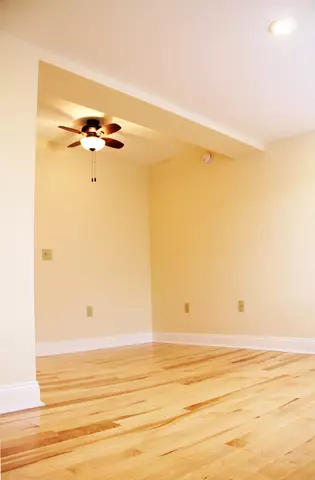3 Bedroom in Burlington – 69B Spring St – June 1st, 2026