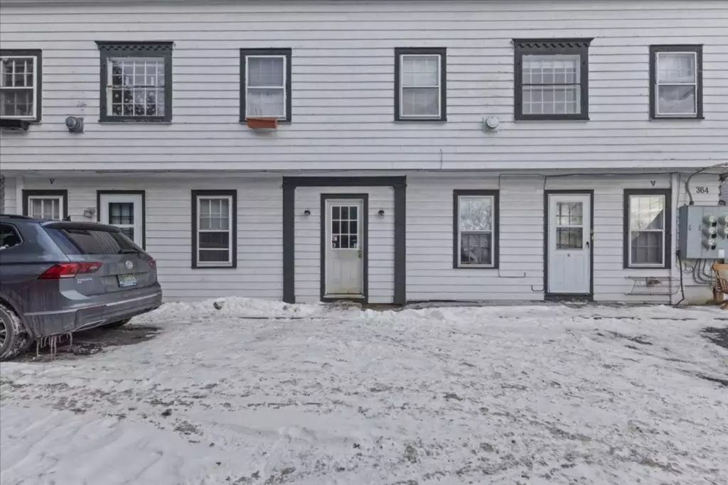 360-364 S Winooski Ave APT I – AVAILABLE NOW SHORT-TERM LEASE ONLY – BURLINGTON VT