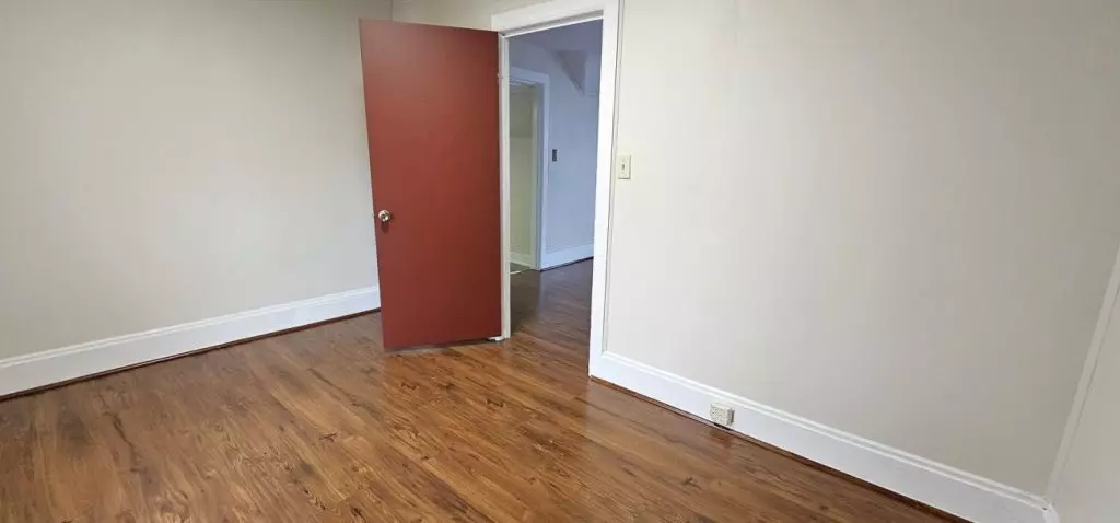 Spacious 2 bedroom available!
