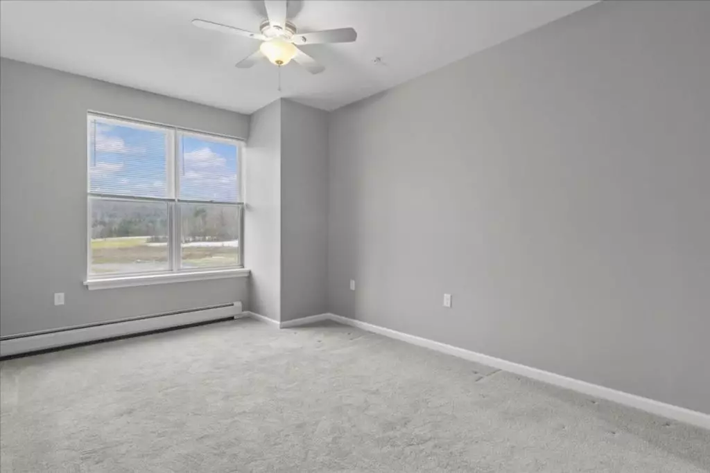 Spacious 2-Bedroom, 2 Bath Apartment at 32 Cottonwood Drive, Apt #204– Williston, VT!
