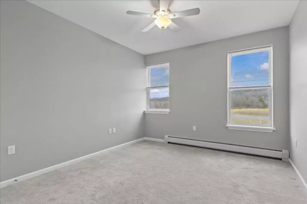 Spacious 2-Bedroom, 2 Bath Apartment at 32 Cottonwood Drive, Apt #204– Williston, VT!