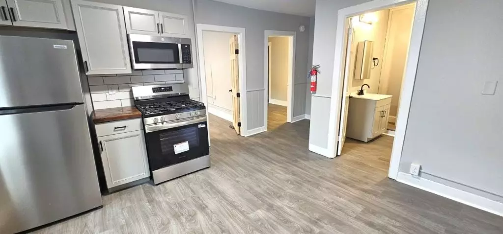 Newly Renovated 2 Bedroom in Winooski – Available Now!