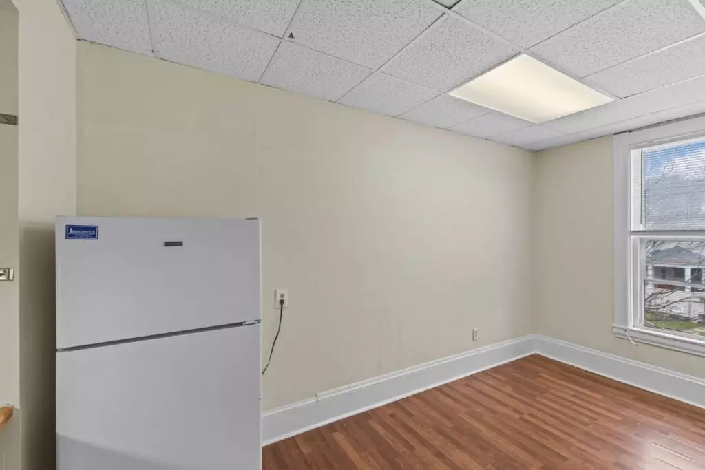 Studio in Burlington, VT – 42 North Prospect Street #4 – June 1, 2026
