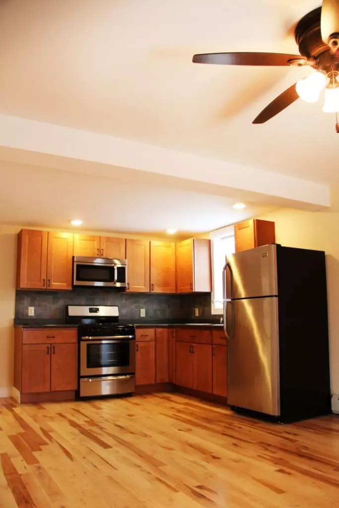 3 Bedroom with Laundry – 62 George St – June 1st, 2026, Burlington VT