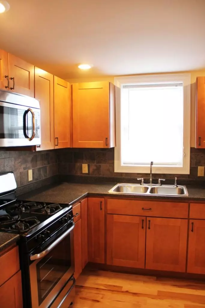 3 Bedroom with Laundry – 62 George St – June 1st, 2026, Burlington VT