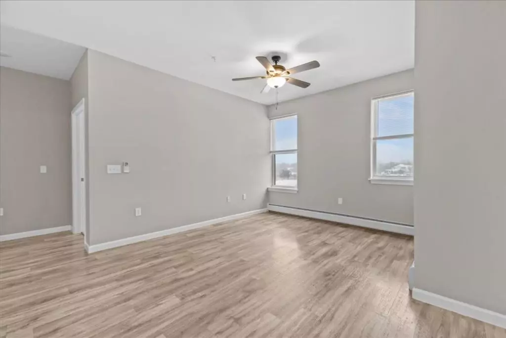 Spacious 2-Bedroom, 2 Bath Apartment at 31 Cottonwood Drive, Apt #206– Williston, VT!