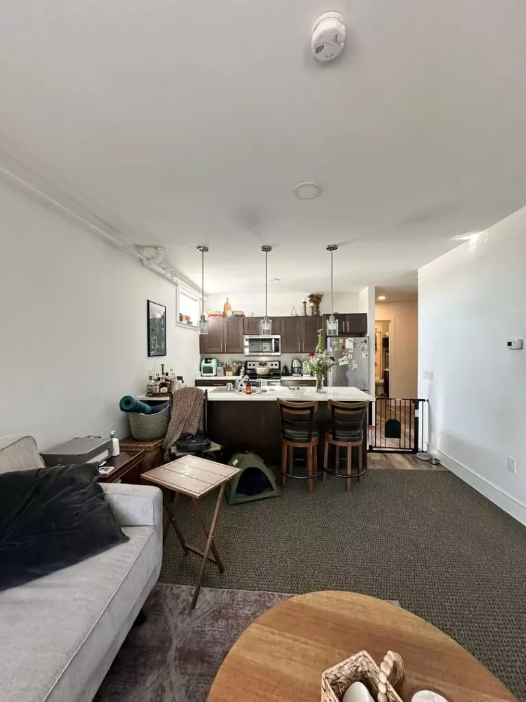 Gorgeous Two Bedroom, Two Bathroom Apartment Located in the Heart of St. Albans