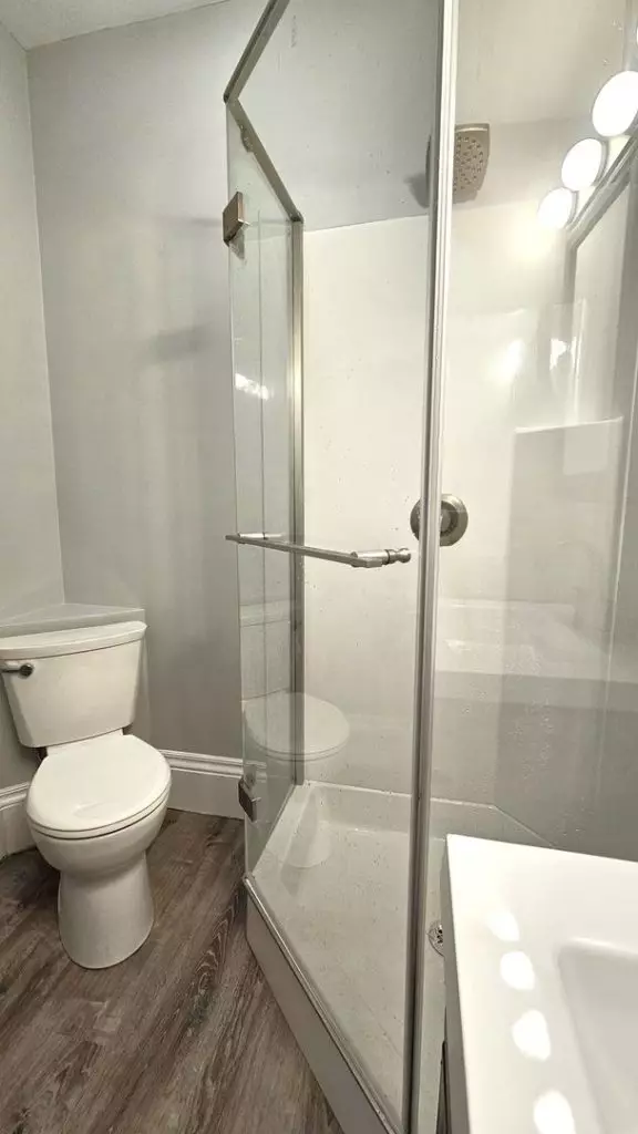 STUDIO APARTMENT – AVAILABLE JUNE 1, 2026