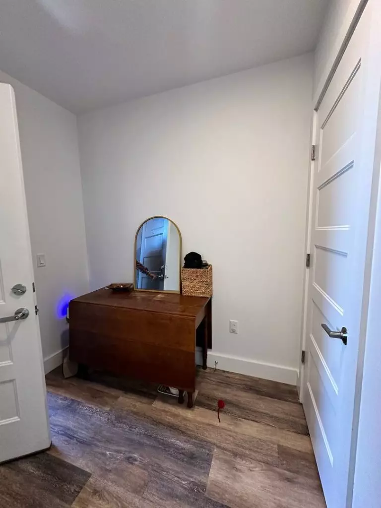 Gorgeous Two Bedroom, Two Bathroom Apartment Located in the Heart of St. Albans