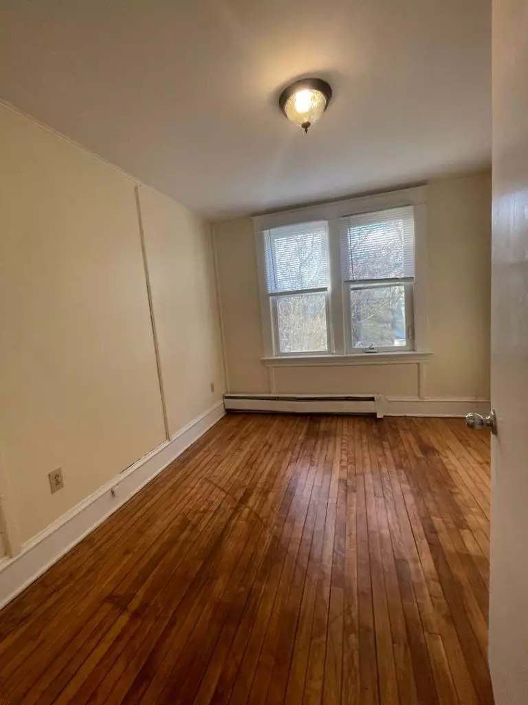 Three Bedroom Unit Available June 1st!