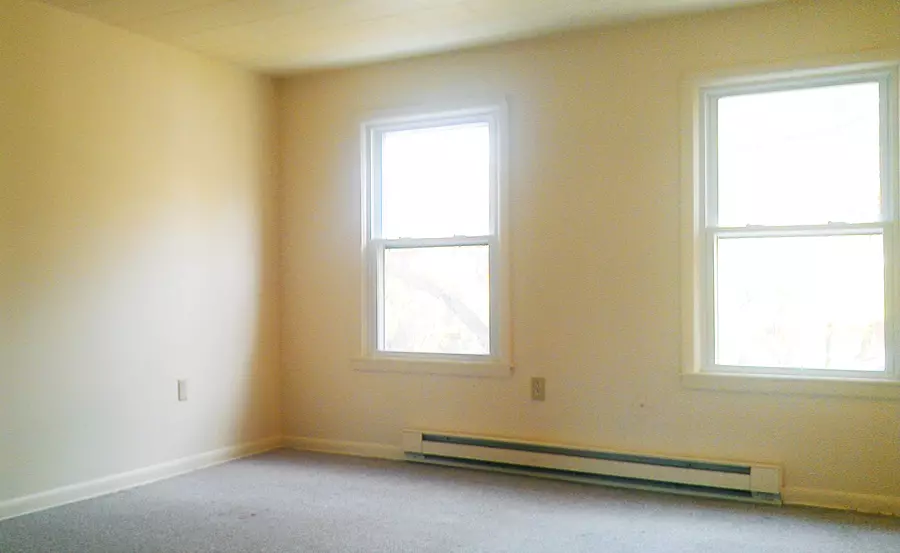 One Bedroom – 365 St Paul #11, Burlington, VT – Available NOW