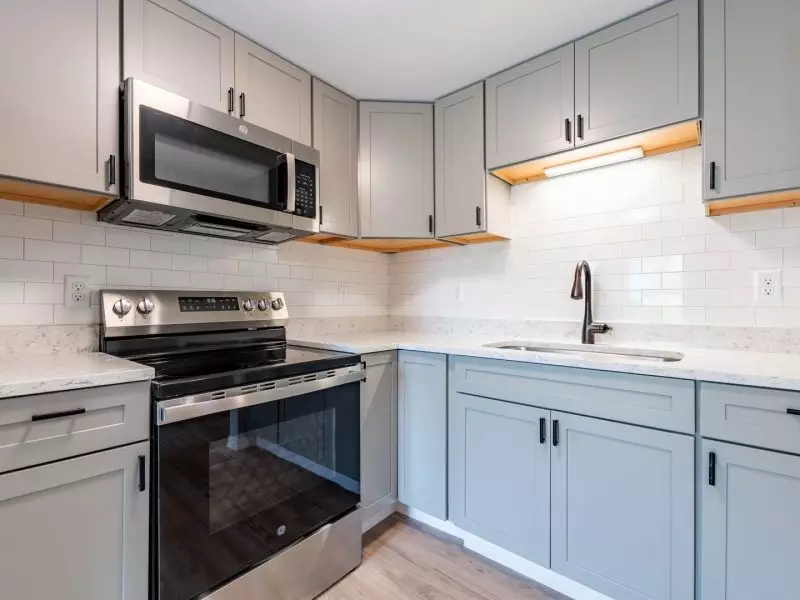 One Bedroom in South End | Newly Renovated
