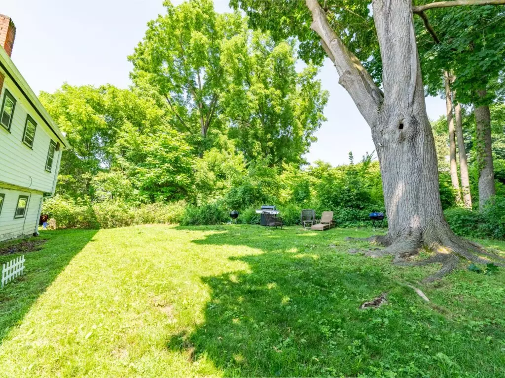 Cozy 1-Bedroom Apartment Available – Available For An Immediate Move-in!