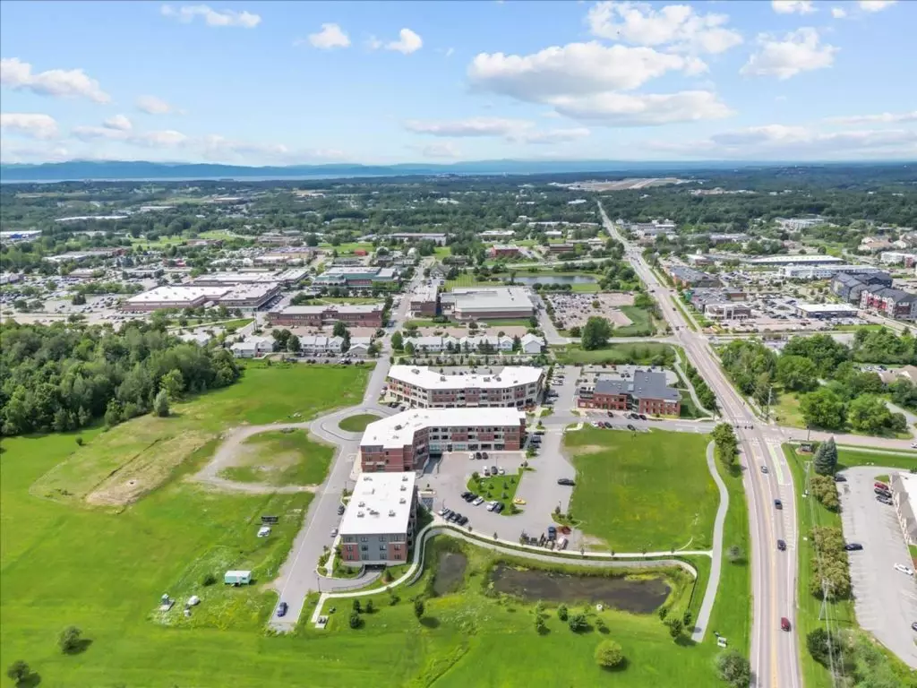 Spacious 2-Bedroom, 2 Bath Apartment at 32 Cottonwood Drive, Apt #213– Williston, VT!