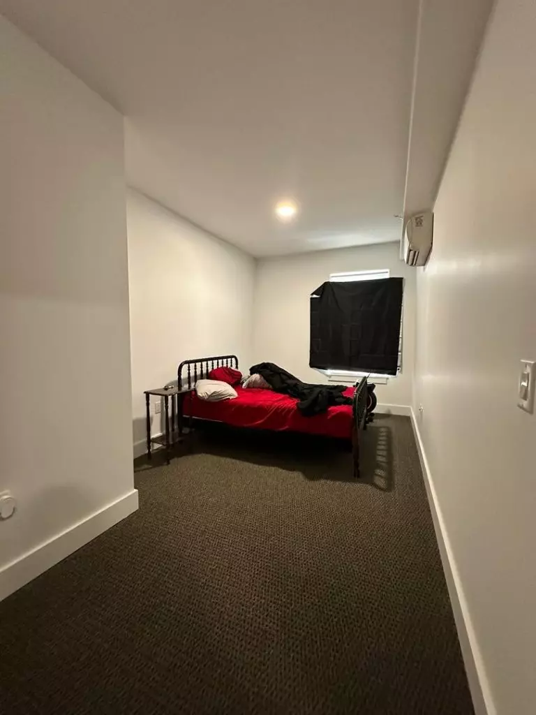 Gorgeous One Bedroom Apartment Located in the Heart of St. Albans