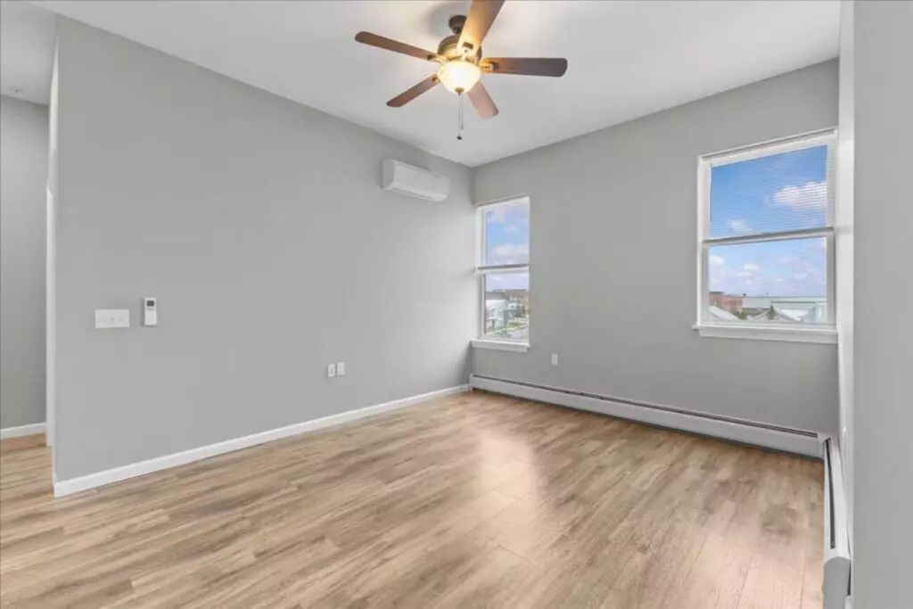 Spacious 2-Bedroom, 2 Bath Apartment at 32 Cottonwood Drive, Apt #213– Williston, VT!