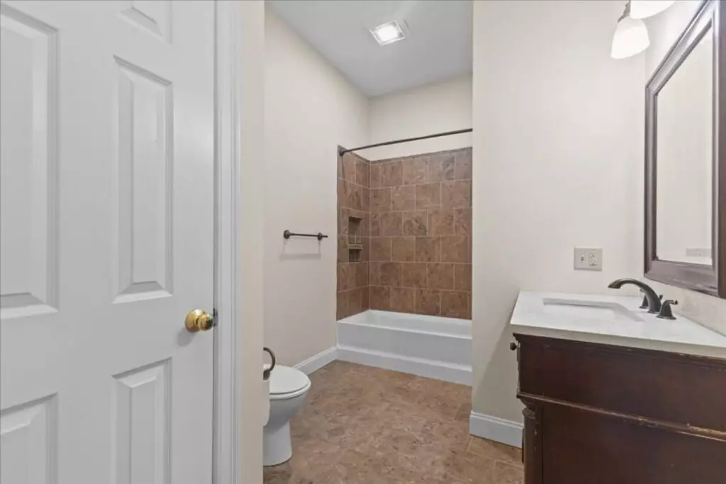 Beautiful 1 bedroom apartment – Heat included!!