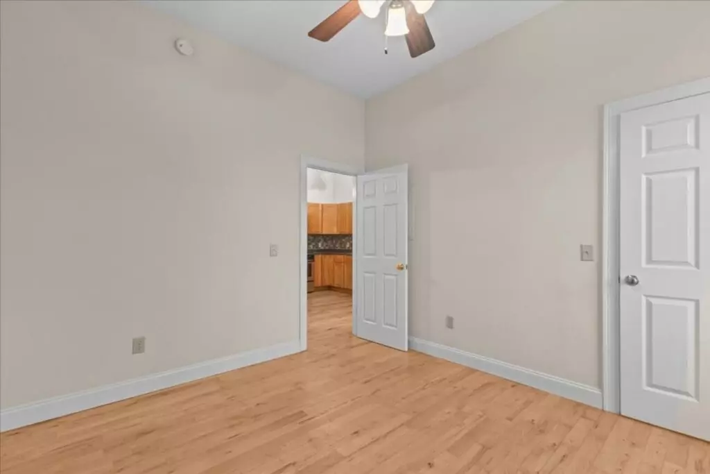 Beautiful 1 bedroom apartment – Heat included!!