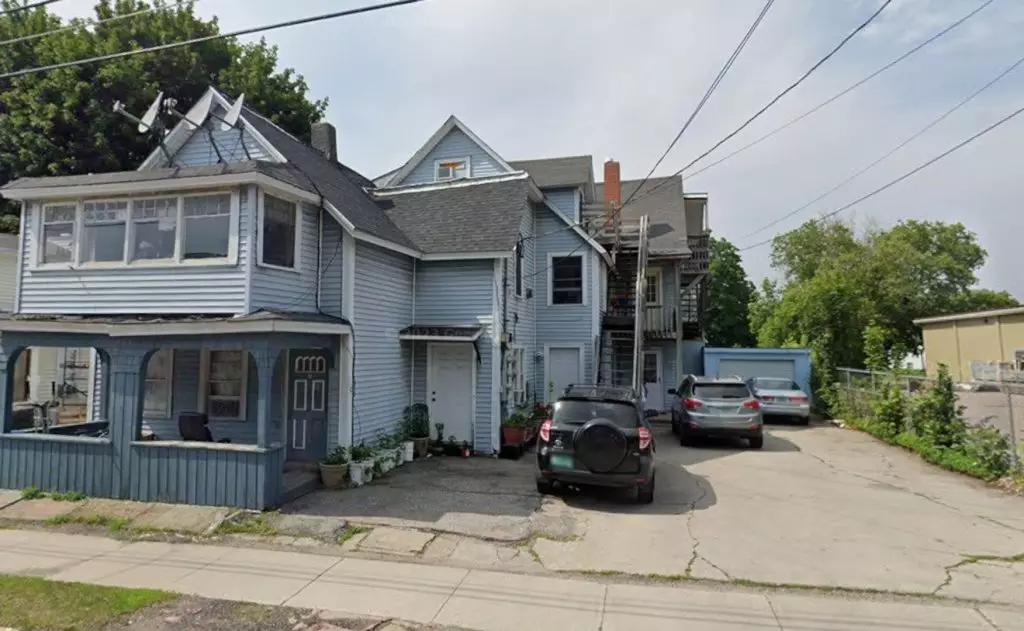 Two Bedroom in Burlington – Available October 15, 2026