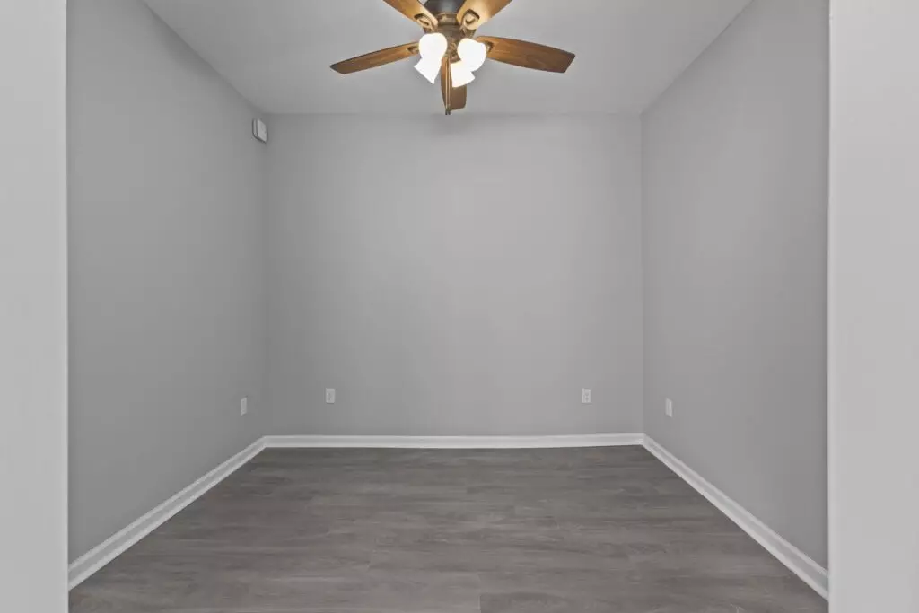 Newly Renovated Studio Available!!