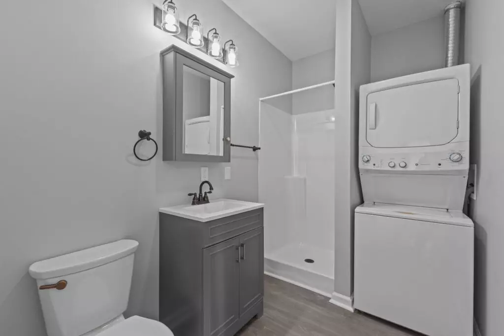 Newly Renovated Studio Available!!