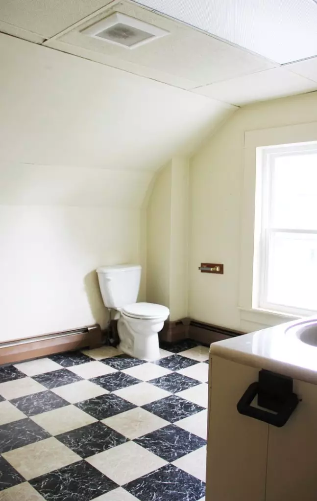 45 Peru St, Burlington, VT | 4 Bedroom House Near Downtown & UVM | June 2027