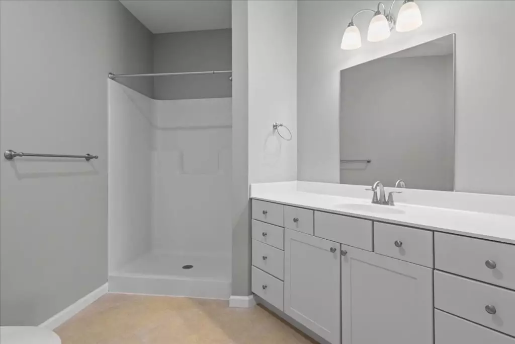 Newly Renovated 2 Bedroom in Williston – Available Starting November 1st!