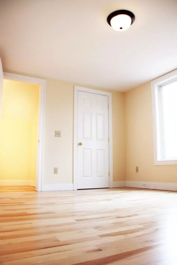 6 Bedroom House – 187 N. Champlain BURLINGTON- June 1st 2027!