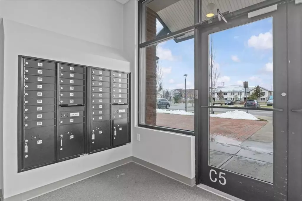 Newly Renovated 2 Bedroom in Williston – Available Starting November 1st!