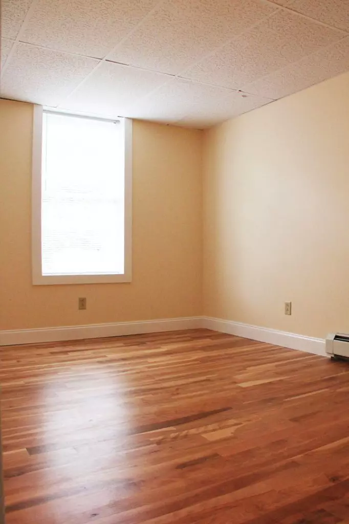 69A Spring Street, Burlington, VT | 5 Bedroom Apartment Near UVM | June 2027