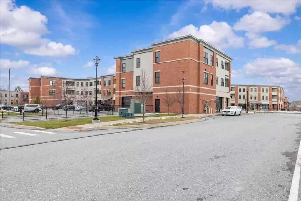 Newly Renovated 2 Bedroom in Williston – Available Starting November 1st!