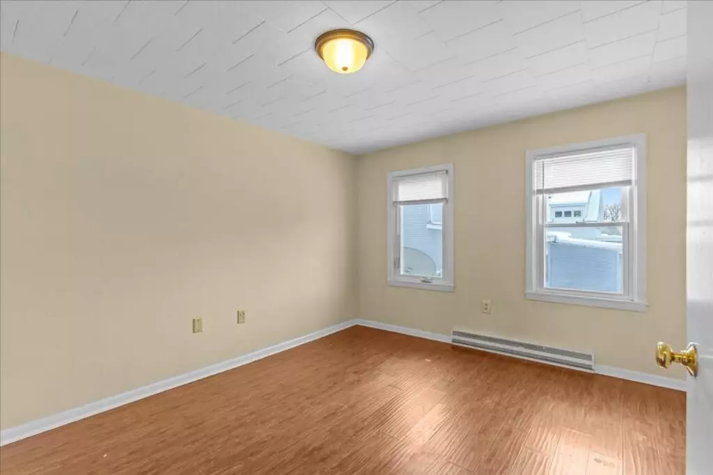 365 St Paul Street #6 -Available August 15th! – Burlington VT