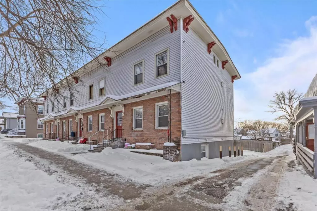 365 St Paul Street #6 -Available August 15th! – Burlington VT