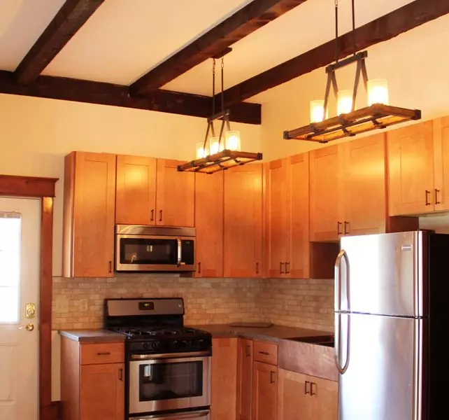 411A Colchester Ave, Burlington, VT | Renovated 4 Bedroom + Bonus Room Near UVM | June 2027