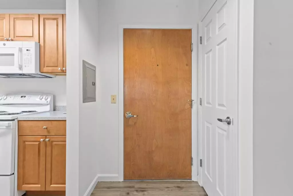 Available Now – 1 Bedroom 55+ Independent Senior Living Apartment in Williston, VT – Utilities Included