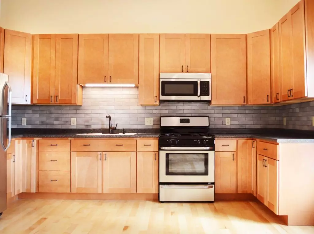 Four Bedroom Apartment in Burlington – Available June 1st, 2027!