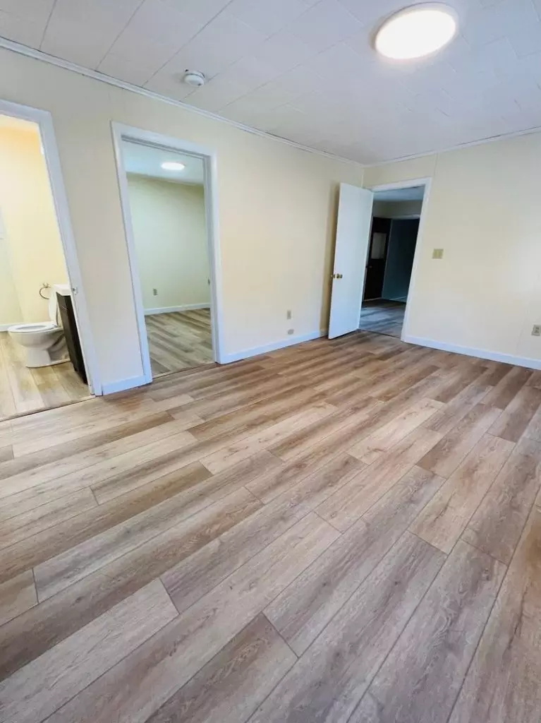 50 Howard St, Burlington, VT | 4 Bedroom Apartment Near UVM