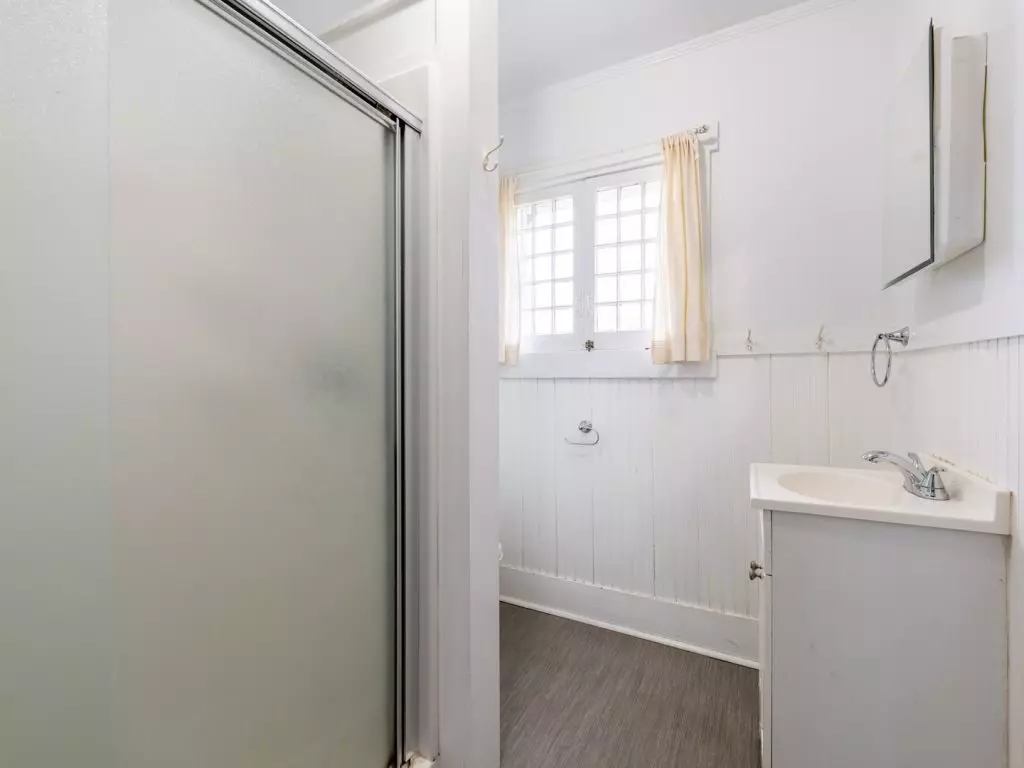 24 Colchester Ct, Burlington, VT | Spacious 4 Bedroom Apartment Near UVM | June 2027