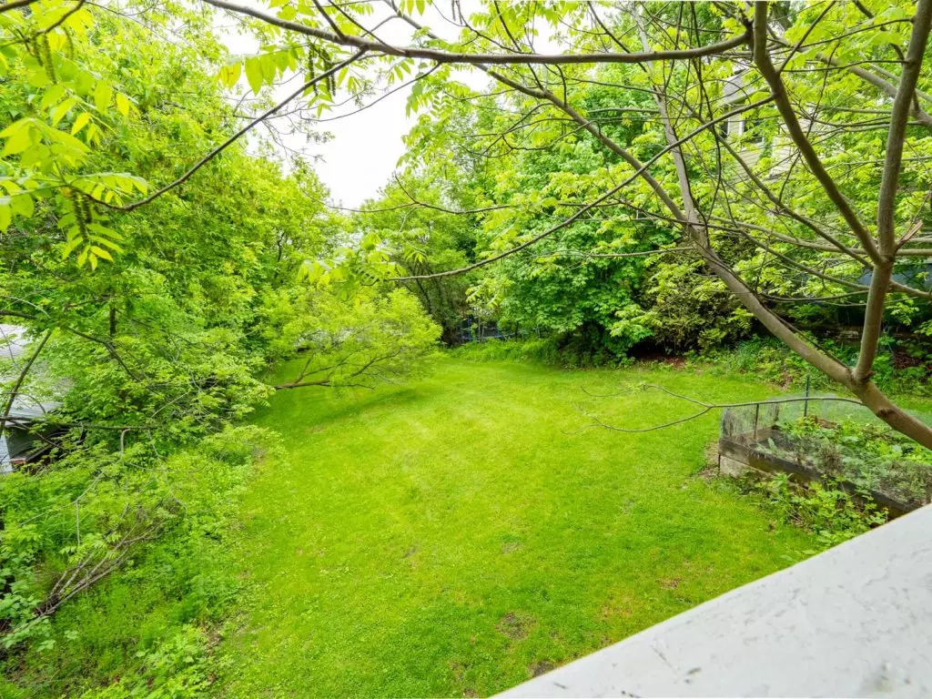 24 Colchester Ct, Burlington, VT | Spacious 4 Bedroom Apartment Near UVM | June 2027