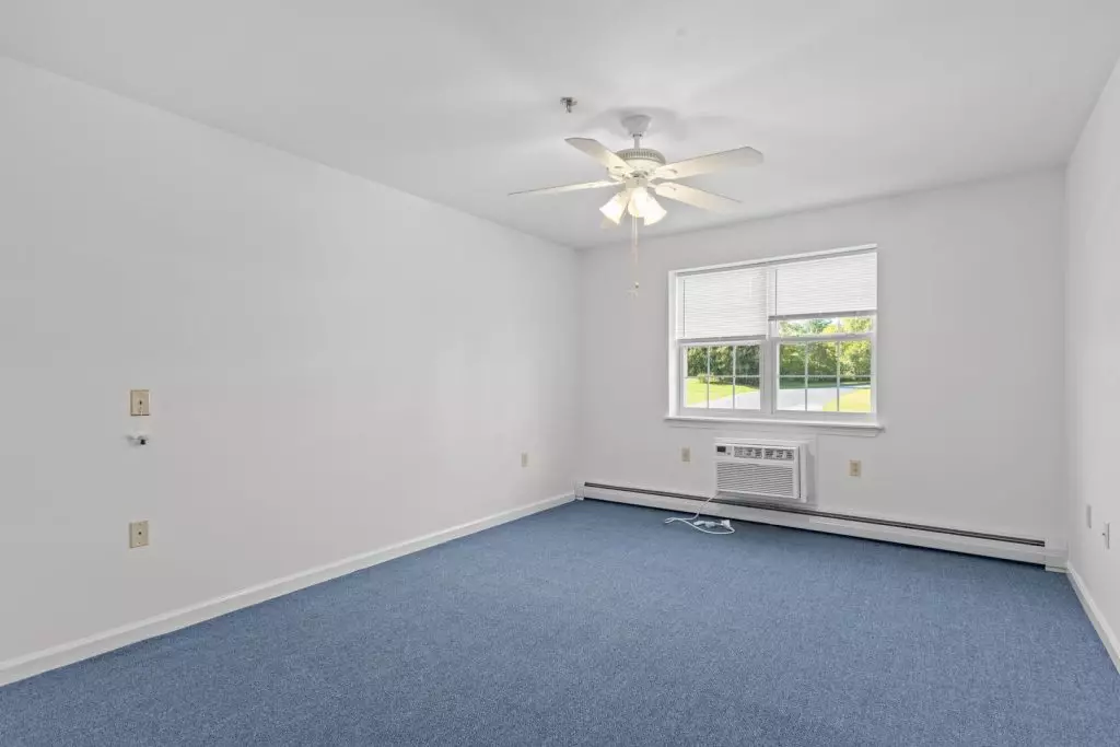 Available Now – 1 Bedroom 55+ Independent Senior Living Apartment in Williston, VT – Utilities Included