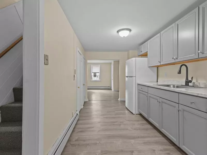2 Bedroom Apartment in Old North End | Off-Street Parking