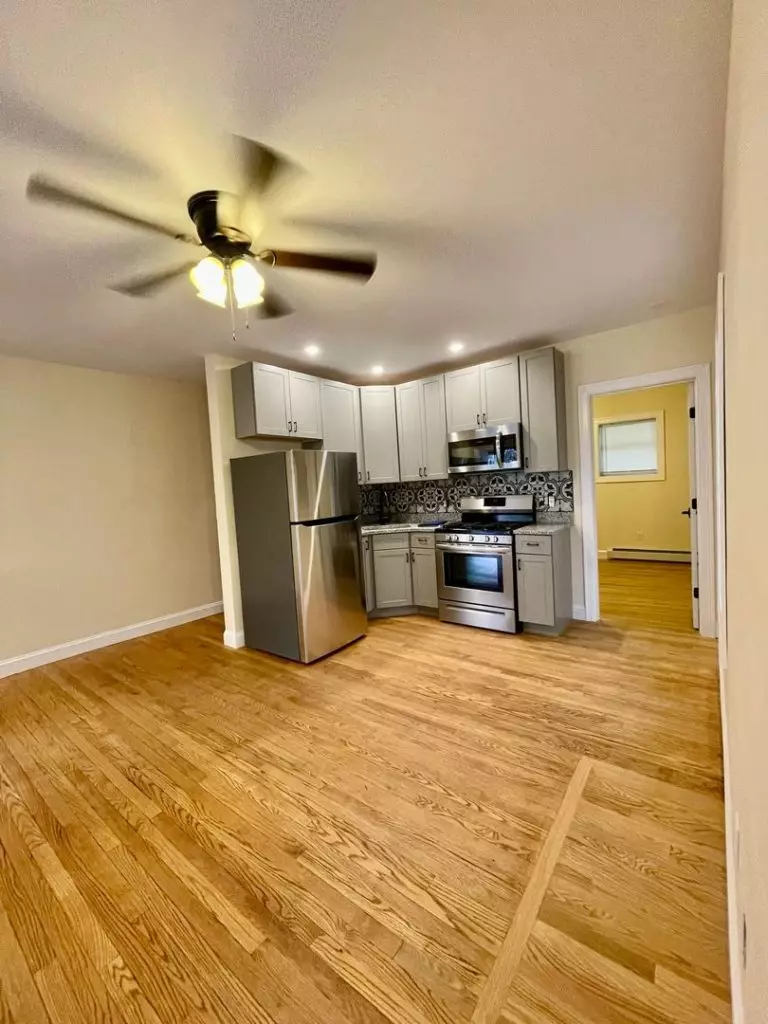 43 Campus Ct – JUNE 1ST, 2027