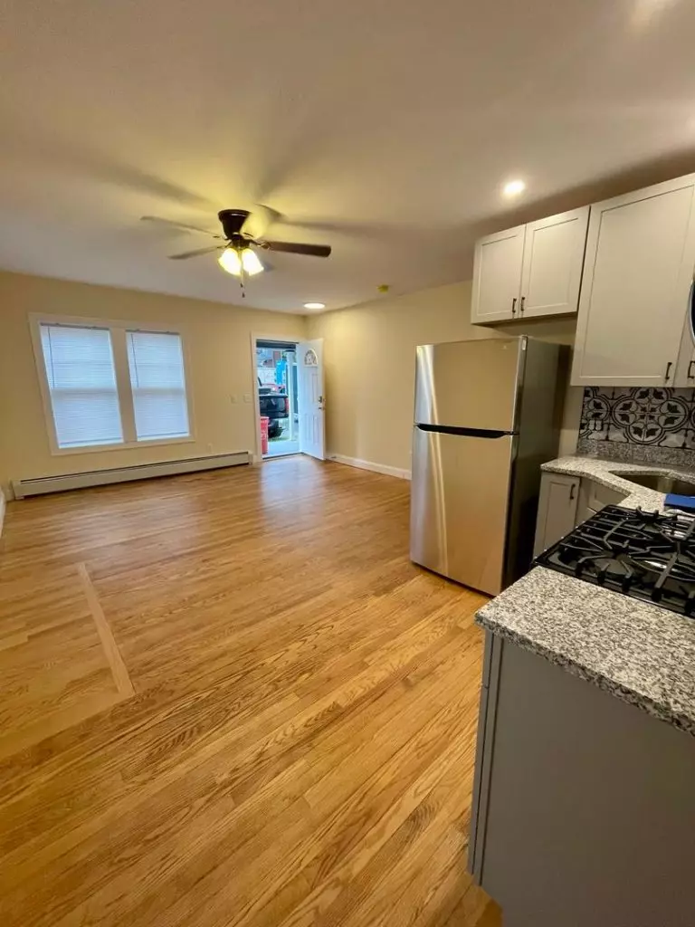 43 Campus Ct – JUNE 1ST, 2027