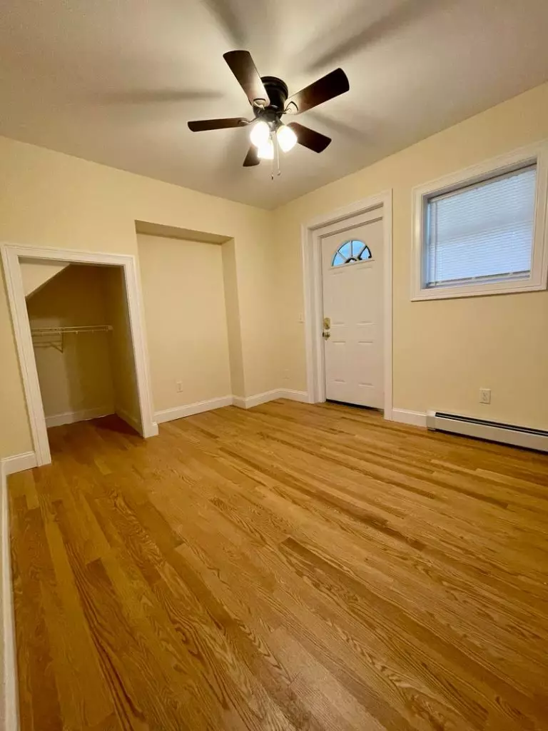 43 Campus Ct – JUNE 1ST, 2027