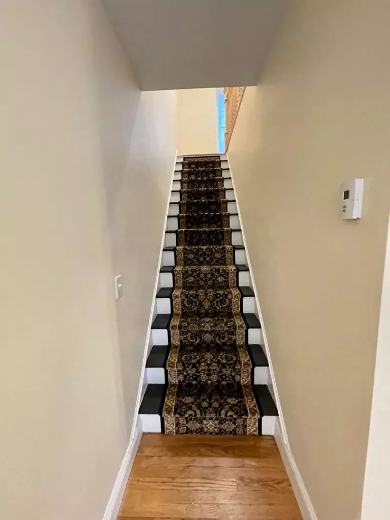 43 Campus Ct – JUNE 1ST, 2027
