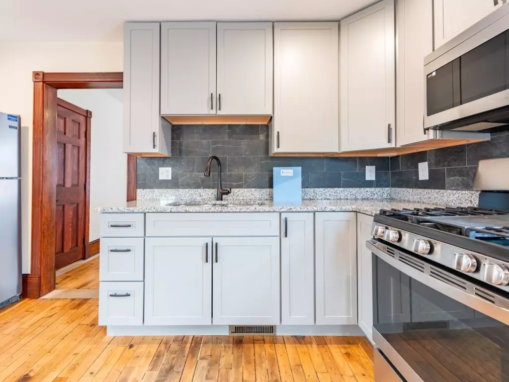 88 North Winooski Ave #1, Burlington, VT | 4 Bedroom + Office Near UVM | June 2027
