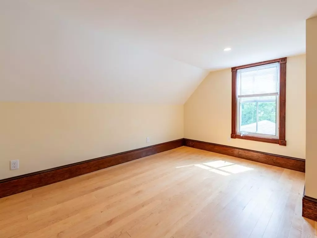 88 North Winooski Ave #1, Burlington, VT | 4 Bedroom + Office Near UVM | June 2027