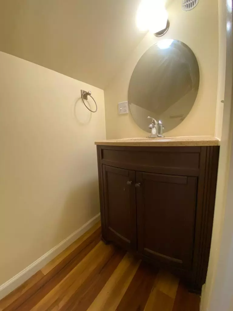 60 Spruce St #2, Burlington, VT | Beautiful 2-Story Downtown Apartment | June 2027