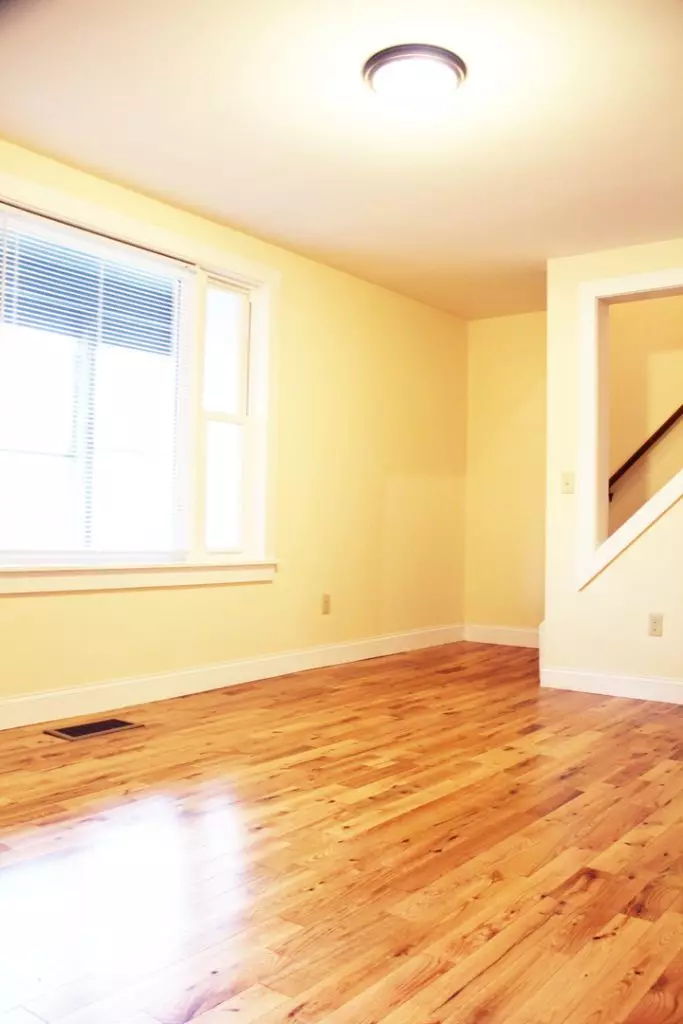 39 Cedar St, Burlington, VT | Renovated 4 Bedroom House Near Church Street | June 2027